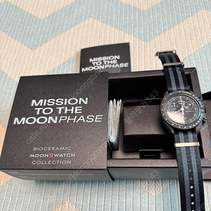 문스와치 스누피 블랙 문페이즈