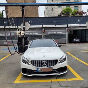 벤츠 W205 c63amg 판매합니다 (개인차량,고성능차량,마지막내연기관8기통,깔끔한튜닝) 급처/급매