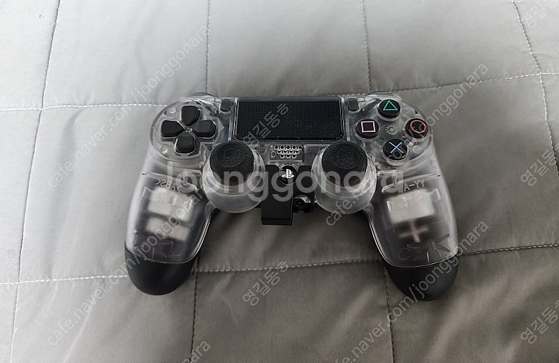 [팝니다] PS4 PRO 1TB 플스4 프로 + 게임 + 주변기기--3