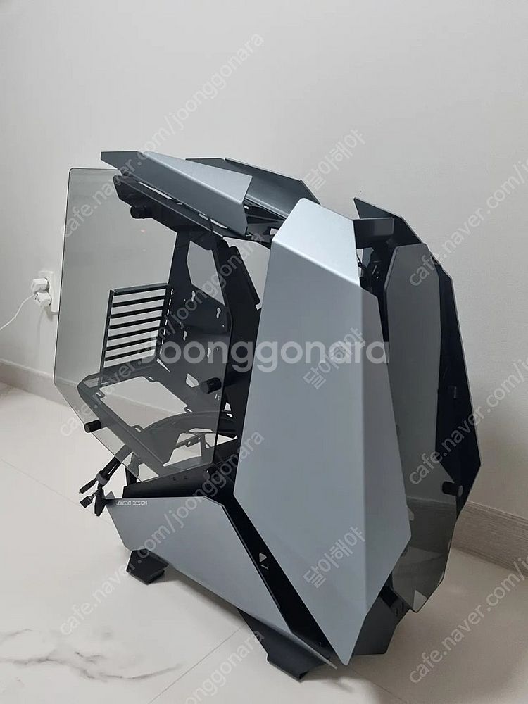 존스보 JONSBO MOD5 그레이 색상 컴퓨터 케이스 팝니다--3