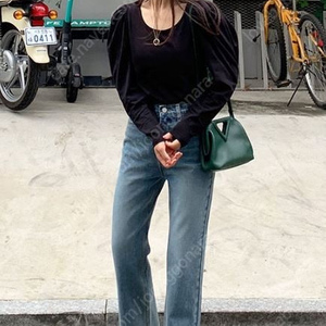 숏트벗스터닝 내추렬컷 데님팬츠 Natural cut denim pants