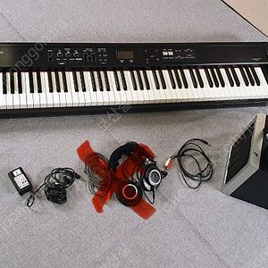 롤랜드 신디사이저 Roland Synthesizer RD300NX