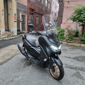 Nmax125cc. 22년식팝니다