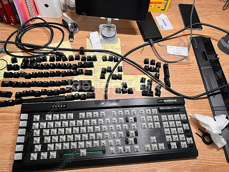 ST100 + 보이드 프로(무선) + K95 키보드 팝니다.--3