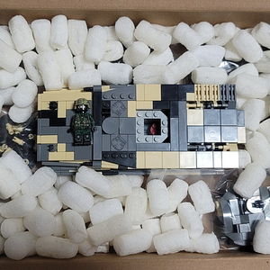 레고 브릭매니아 brickmania BMP-3 판매합니다.