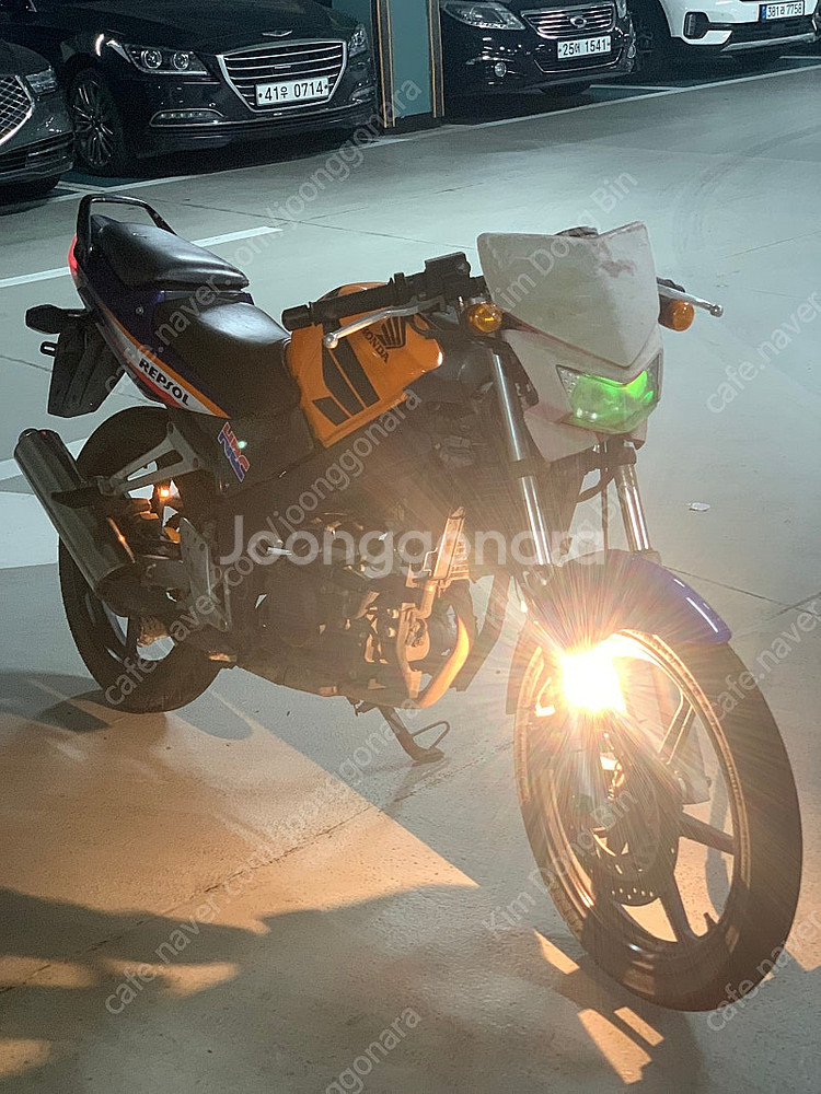 CBR125 네이키드--0