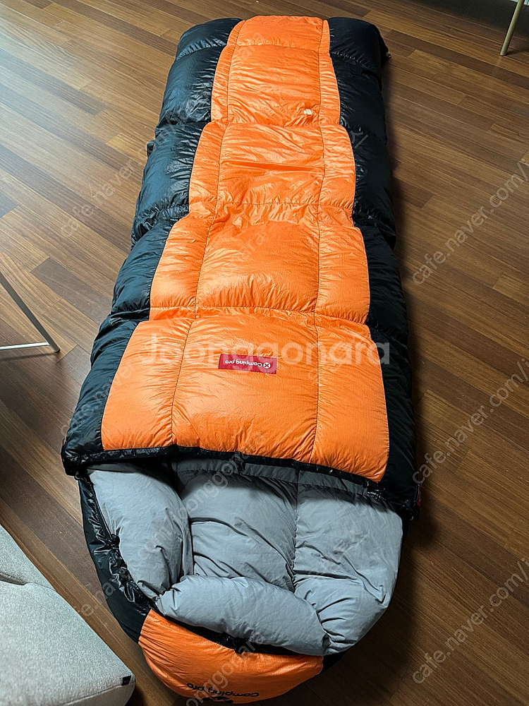 캠핑프로 침낭(구스1800)팝니다--0