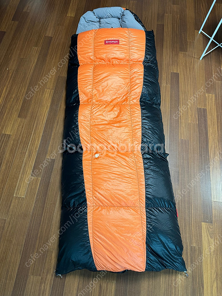 캠핑프로 침낭(구스1800)팝니다--1