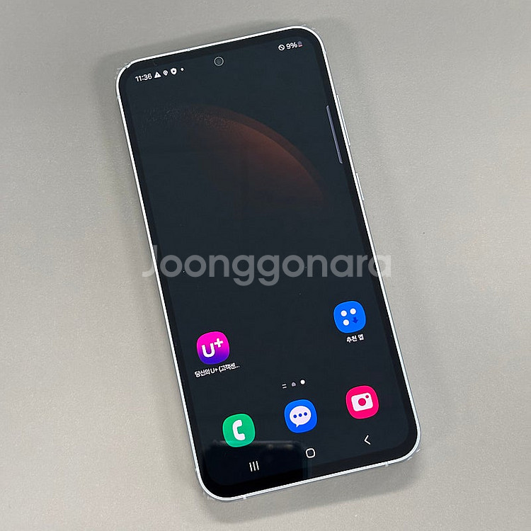 갤럭시S23FE 크림색상 256용량 24년1월개통 미파...--2