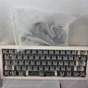 gmk61 무선 키보드 팝니다