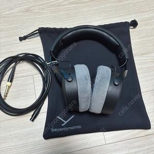 베이어다이나믹 DT 700 PRO X 판매합니다. BEYERDYNAMIC