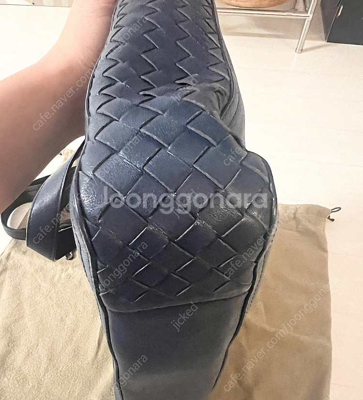 보테가 가죽 노트북/서류 가방 팔아요--3