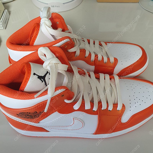 Jordan 1 Mid SE Electro Orange 조던 1 미드 SE 일렉트로 오렌지 270 사이즈