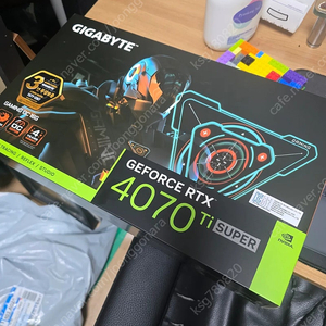 기가바이트 4070ti super 게이밍oc팝니다