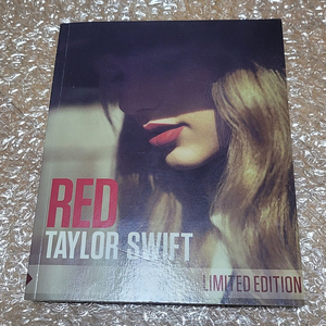 Taylor swift red zinepack limited (테일러 스위프트),(택배비 포함)