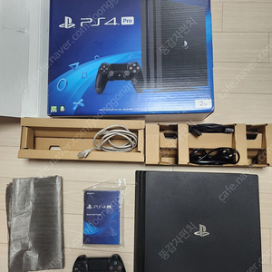 PS4 PRO 7218C [2테라 풀박스] 풀세팅 제품 판매합니다(게임 40여가지 이상)