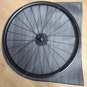 DT Swiss R470 Wheel Set (Disk Brake)