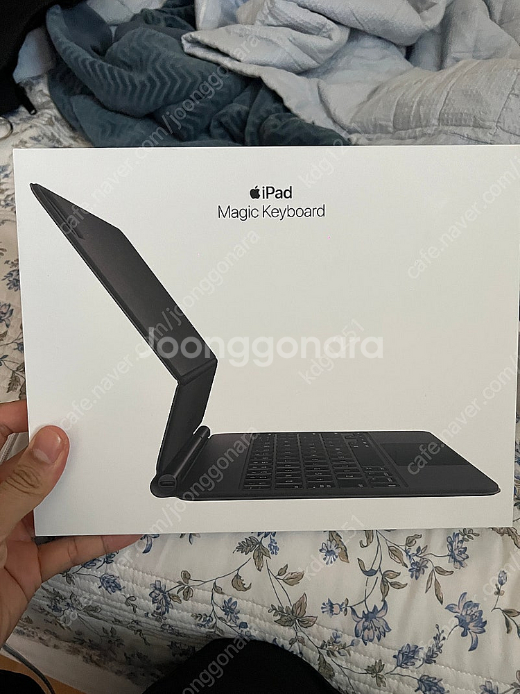 아이패드프로 m2 wifi 128g + 매직키보드 풀박...--4
