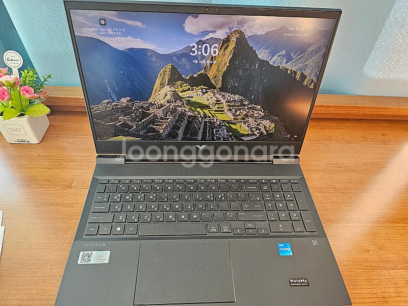 HP 빅터스 16-d1121TX 노트북--2
