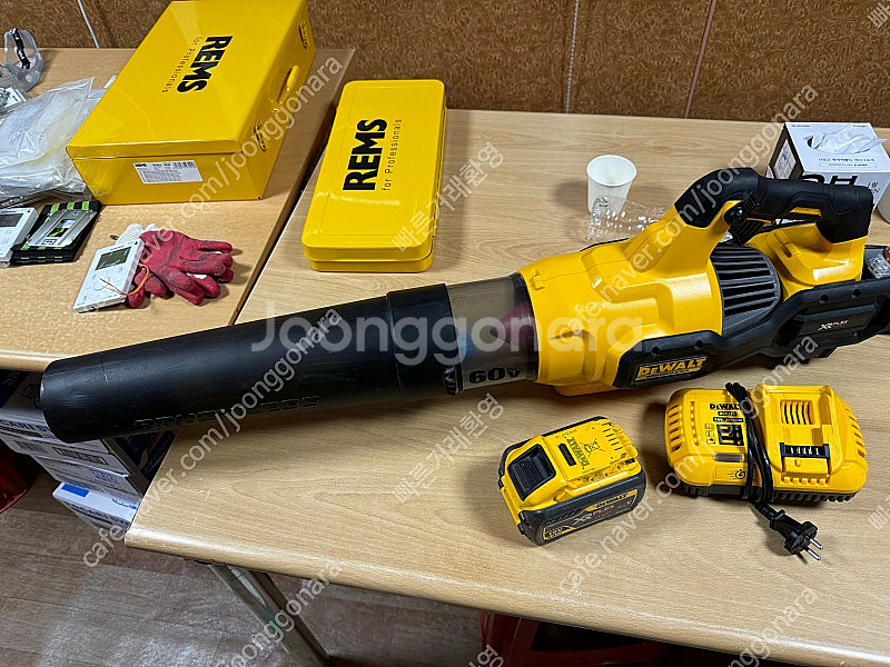 디월트572 대포 풀세트 판매합니다--0