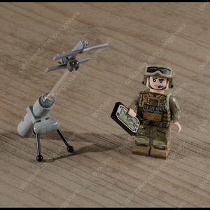 브릭매니아 Loitering Drone With Special Forces Operator 피규어 팝니다.