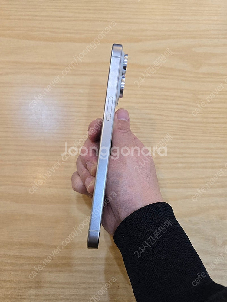 아이폰15프로맥스화이트티타늄256gb 정상해지중고폰판매...--5