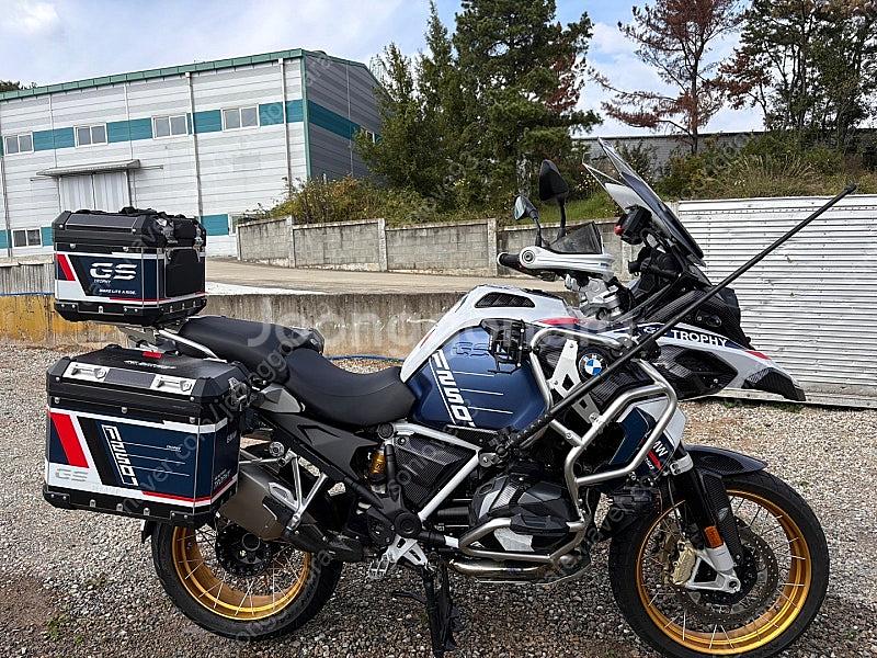 대구 23년식 bmw r1250gsa 트로피판매합니다--1