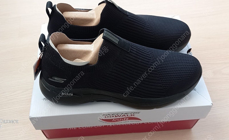 Skechers스케쳐스 남성용 고워크 아치핏 블랙 size9(270)--2