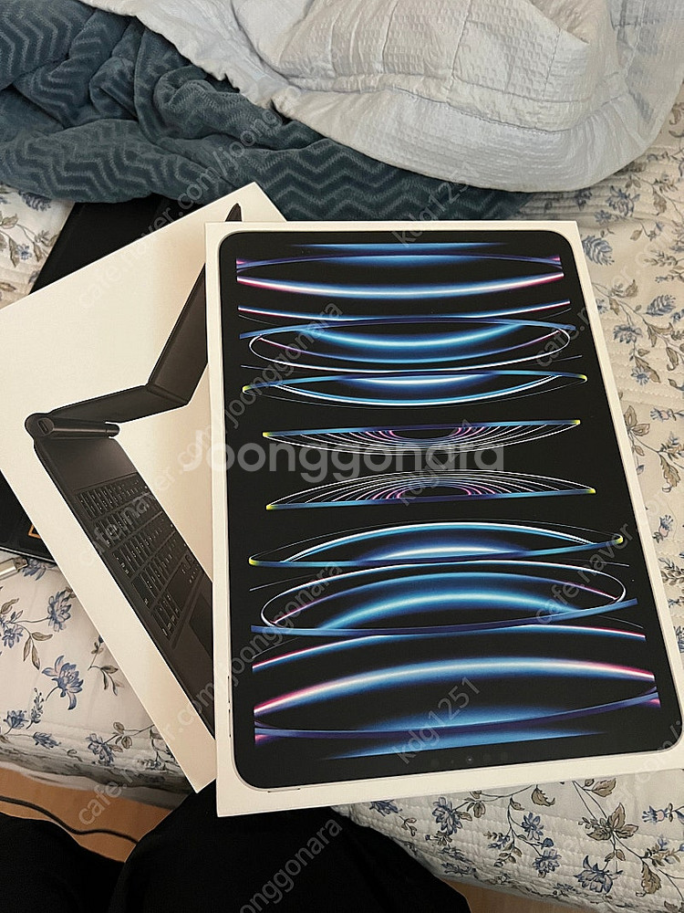 아이패드프로 11인치 스그 M2 wifi +매직키보드 ...--5