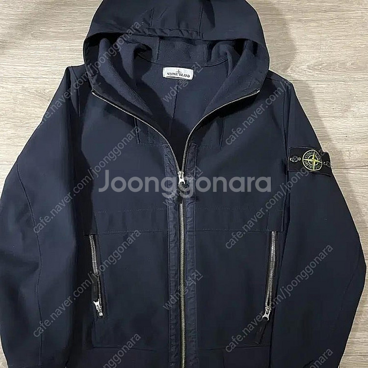 [S] 19FW 스톤아일랜드 소프트쉘 바람막이--0