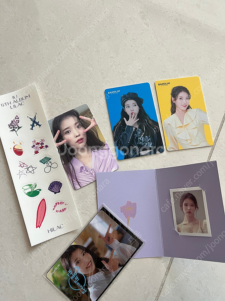 아이유 라일락 앨범 +포카+사진첩 판매--1