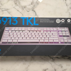 G913TKL 화이트 택타일 새제품 판매합니다.