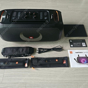 JBL 삼성정품 PARTYBOX ON THE GO "파티박스 온더고" 저렴히 드립니다