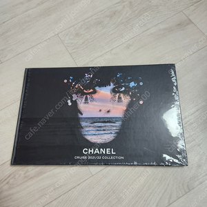 CHANEL cruise 2021/22 collection(미개봉)