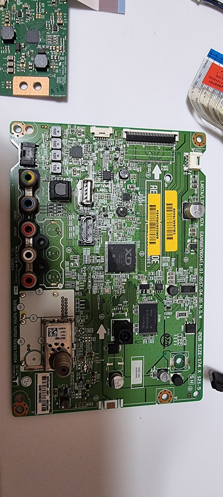 LG TV 32LH560B 고장 파손 부품용 이미지