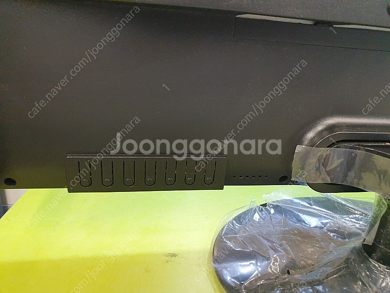 모니터 팝니다 어드밴스원 NFD2410LED--1