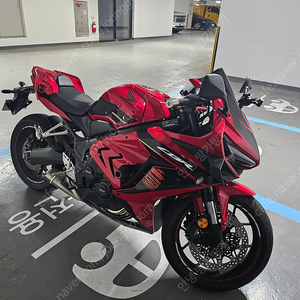 cbr650r 키로수작은거 팝니가 23년식