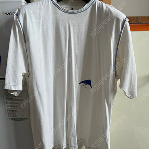 아더에러 티셔츠 Trace tape logo t-shirt White