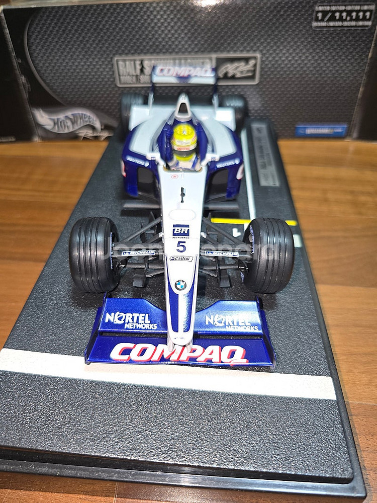 핫 휠 F1 1/18 빅스케일 한정판 자동차 다이캐스트...--6
