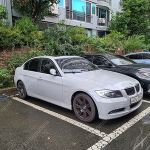 대구)06년식 e90 320i 12만키로 팝니다.