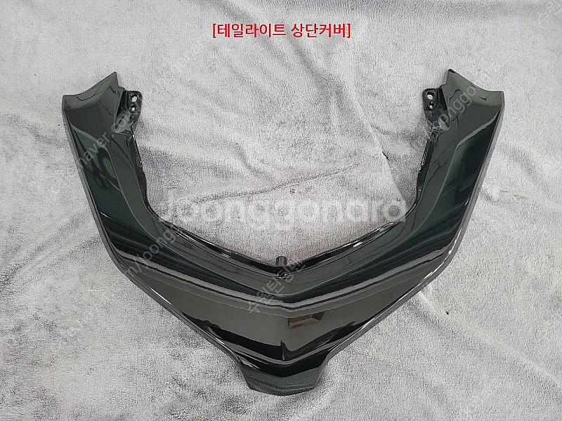 XMAX 24년식 순정카울셋+스크린 팝니다.--9