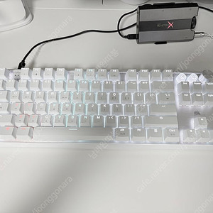 커세어 k70 pro tkl mgx 화이트 키보드 판매