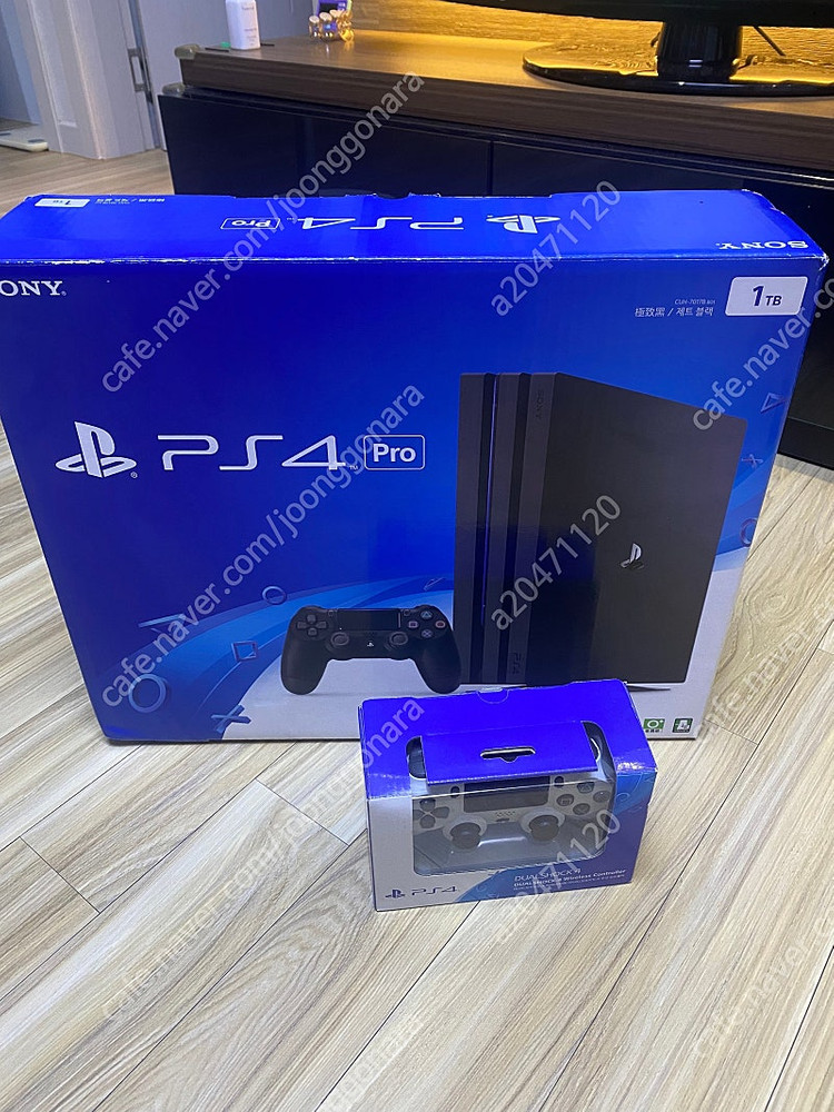 플스4프로 1테라 2인셋 12개타이틀포함 팝니다--2