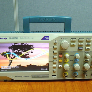 Tektronix TBS1052B, TBS1052C 오실로스코프 중고오실로스코프