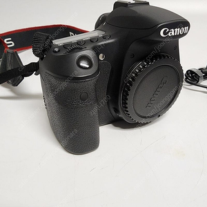 캐논 카메라 DSLR EOS 60D 바디 팝니다.