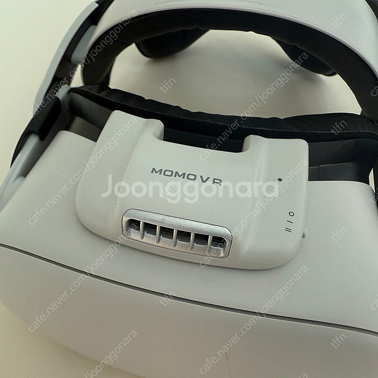 메타 오큘러스 퀘스트2 128GB VR기기 팝니다.--1