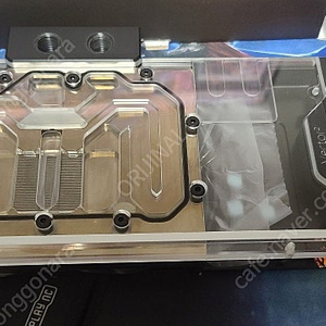 EK-Quantum Vector² RE RTX 3080/90 D-RGB - Nickel + Plexi 그래픽카드 워터블럭 판매합니다.