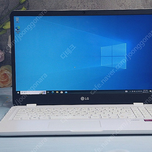 LG 울트라PC 15UD40N-GX76KI 팝니다.