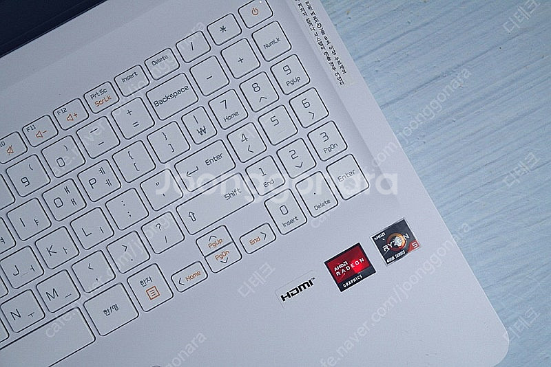 LG 울트라PC 15UD40N-GX76KI 팝니다.--3