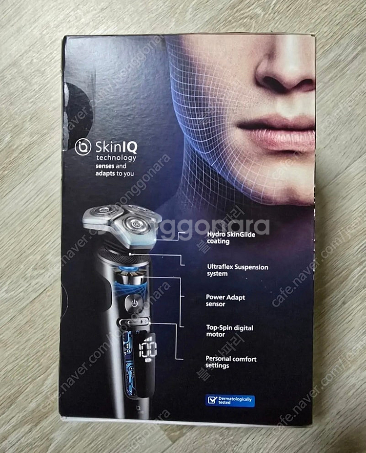 필립스 SkinIQ S9883 프레스티지 전기면도기--1